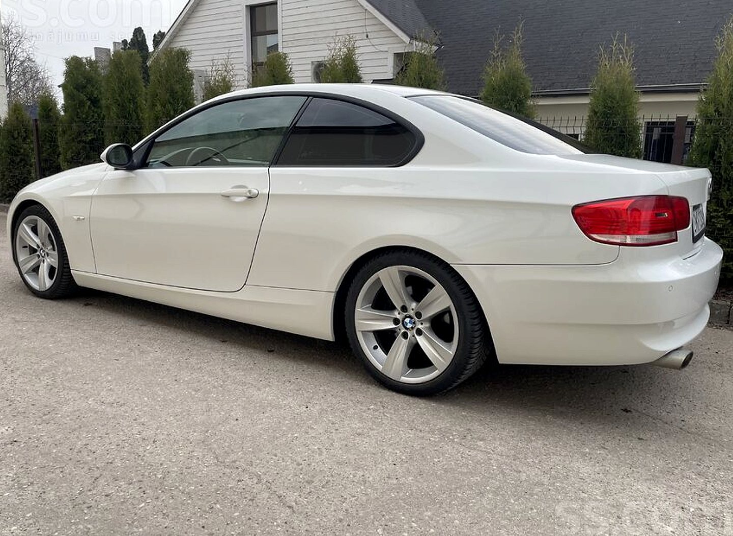 BMW 320 — foto 4
