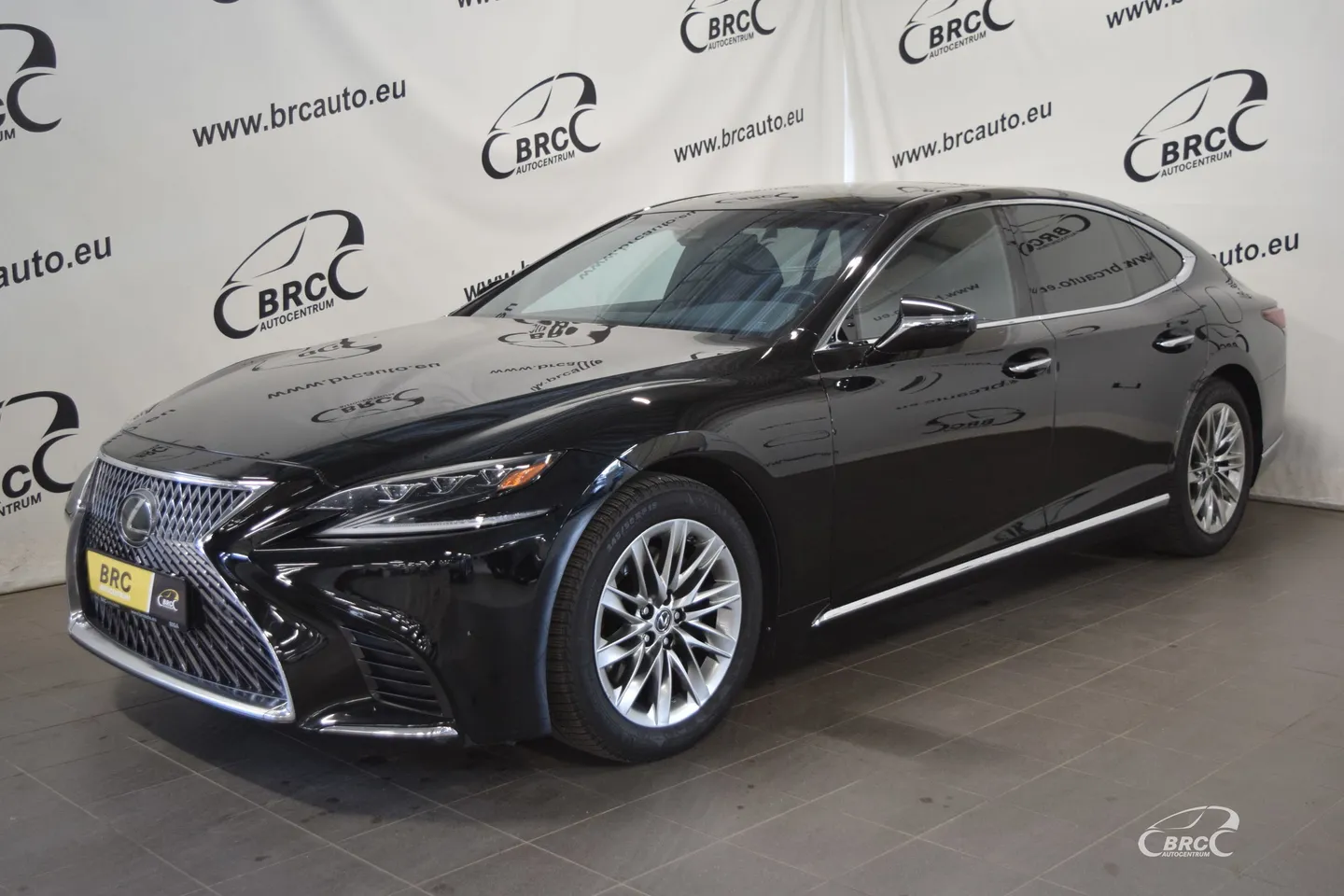 Lexus LS 500, 2018. gads