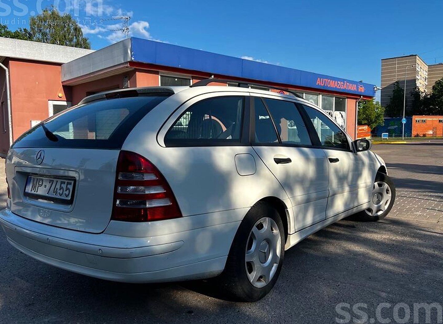 Mercedes-Benz C220 — foto 4
