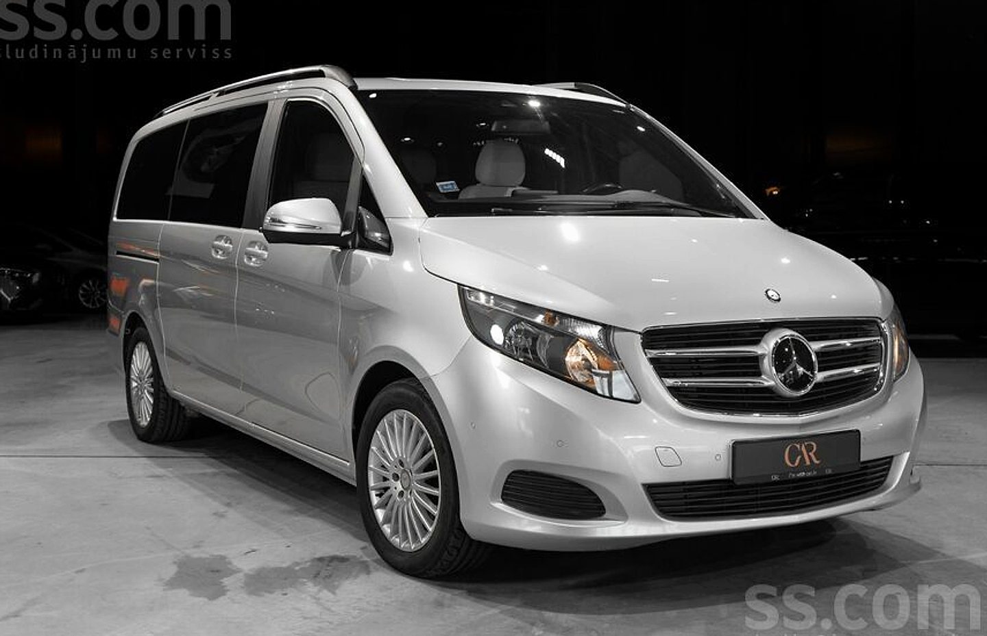 Mercedes-Benz V220 — foto 3