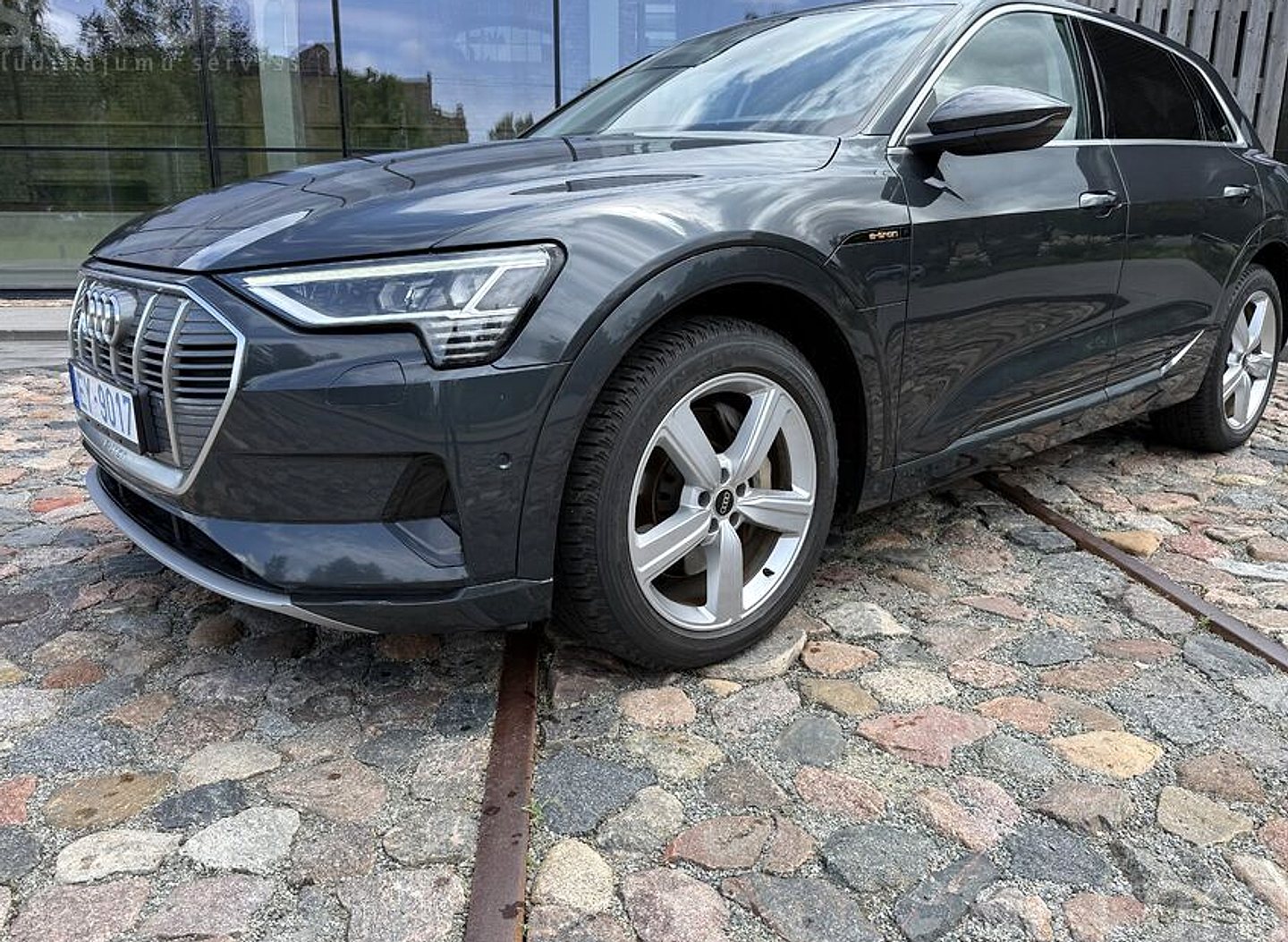 Audi E-tron — foto 5