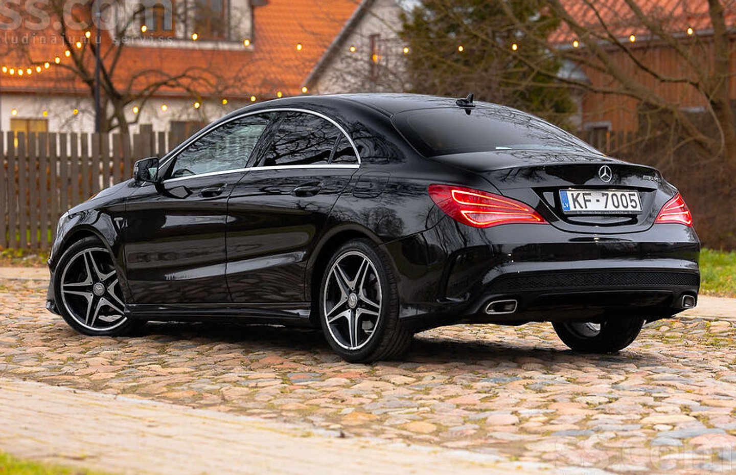 Mercedes-Benz CLA200 — foto 5