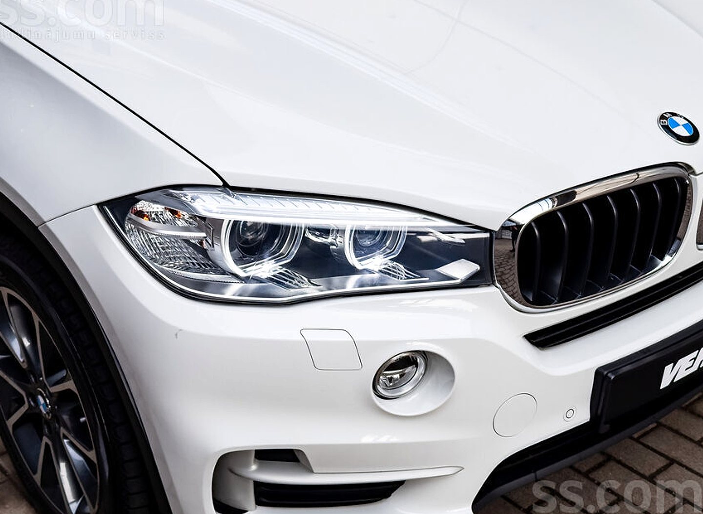 BMW X5 — foto 3