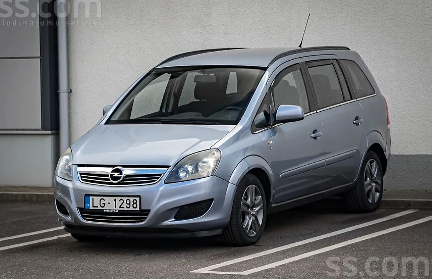 Opel Zafira, 2010. gads