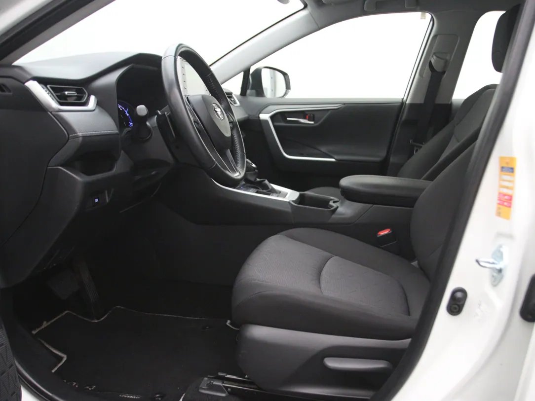 Toyota Rav 4 — foto 5