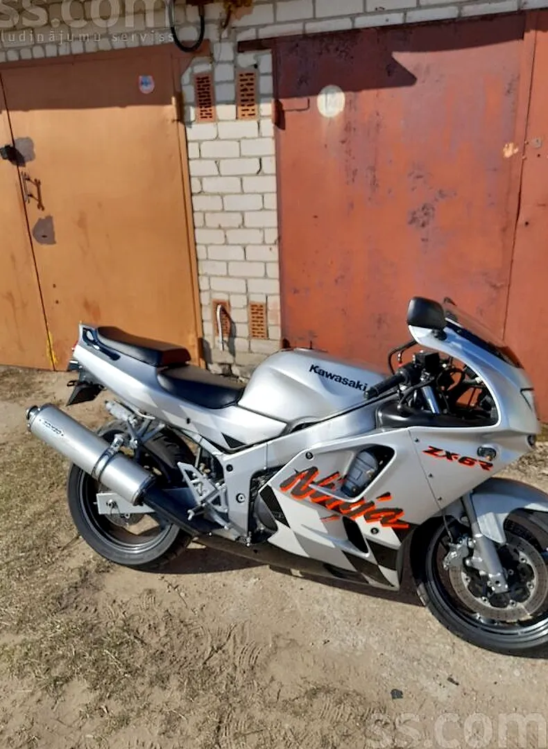 Kawasaki Zx6R. Ninja, 1997. gads
