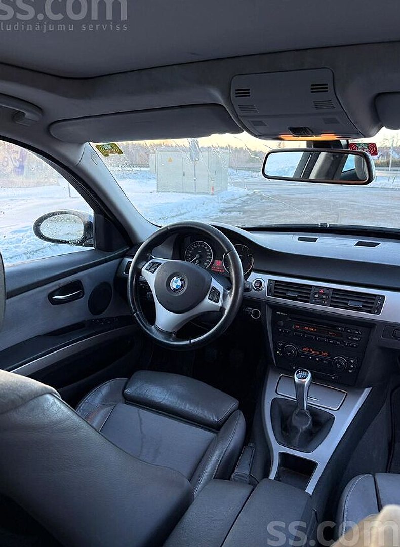 BMW 320 — foto 5