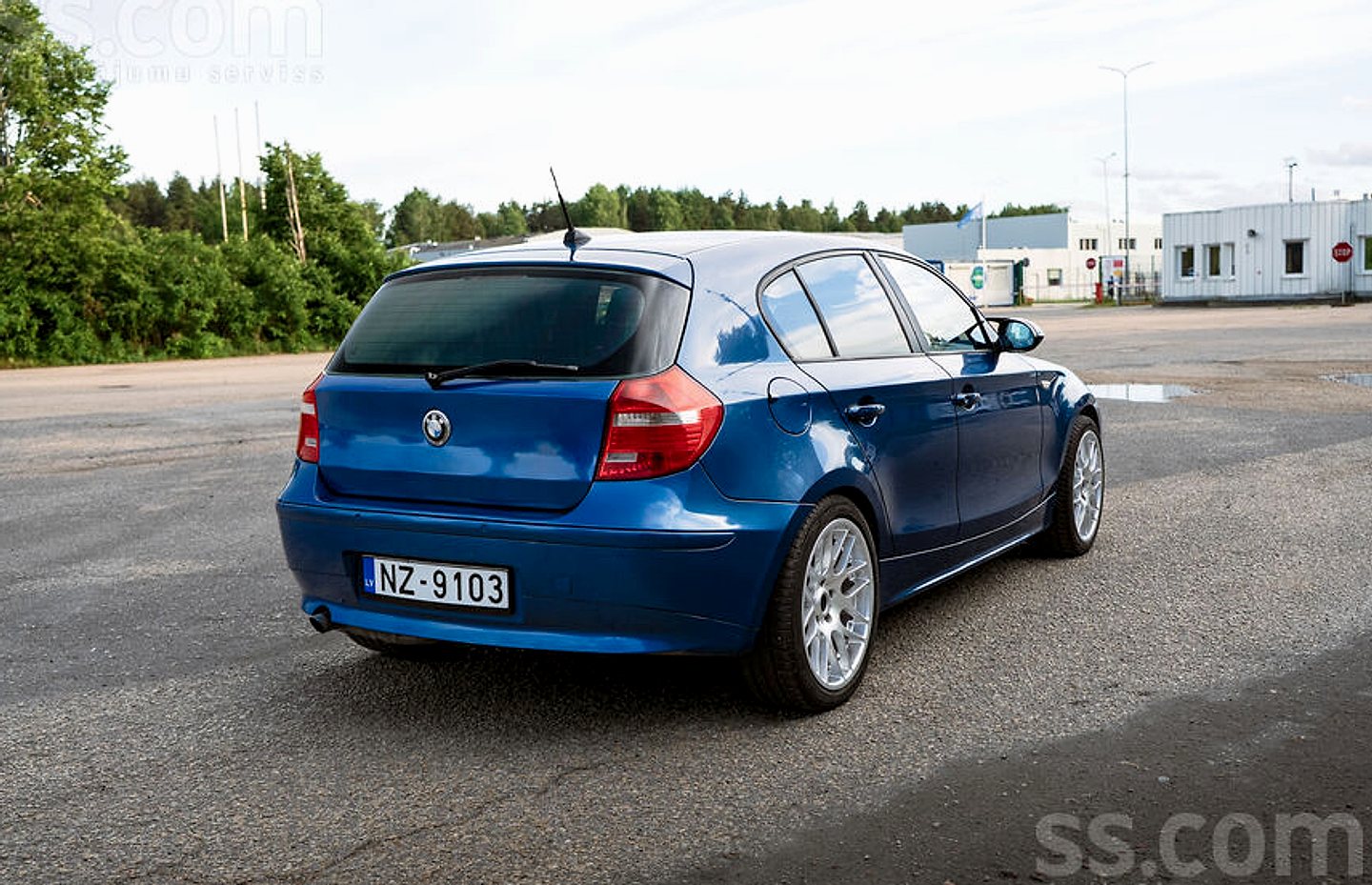 BMW 120 — foto 3