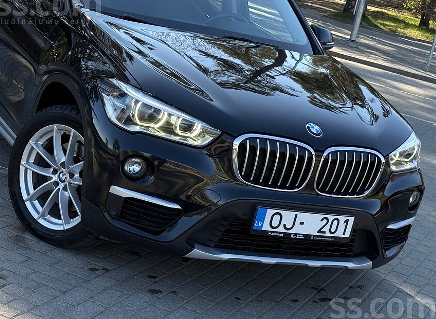 BMW X1 — foto 3