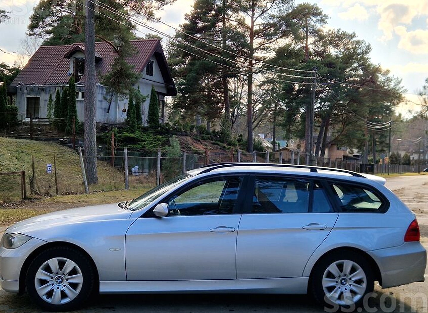 BMW 318 — foto 2