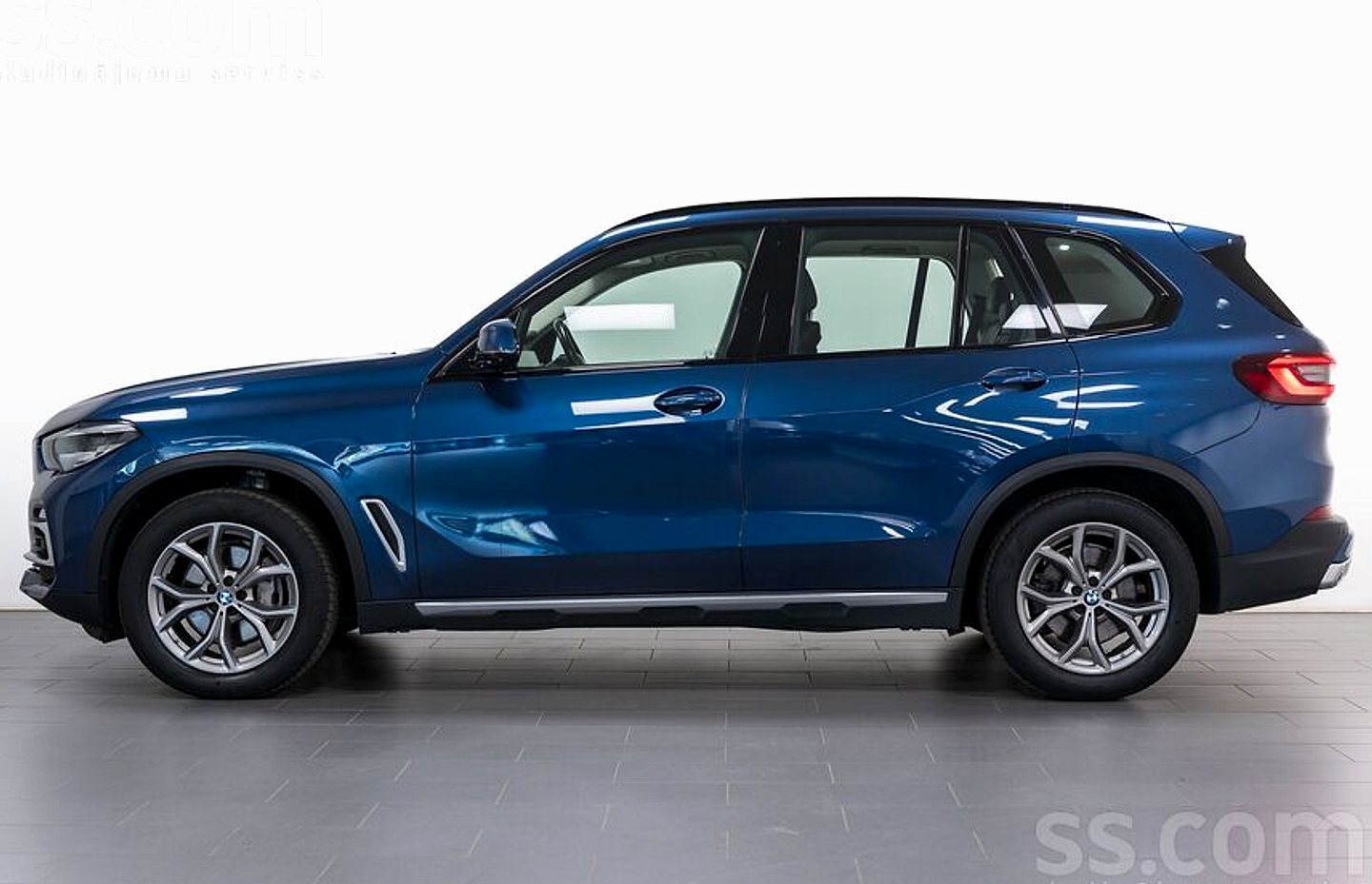 BMW X5 — foto 2