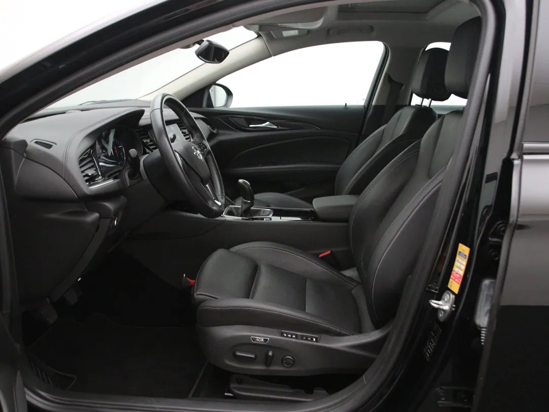 Opel Insignia — foto 5