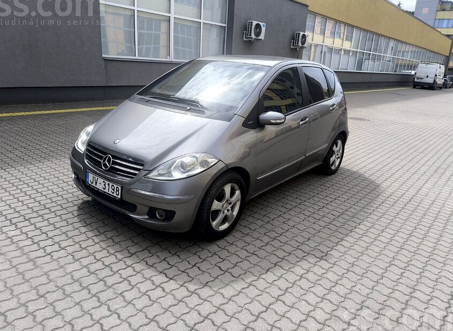 Mercedes-Benz A170 — foto 6