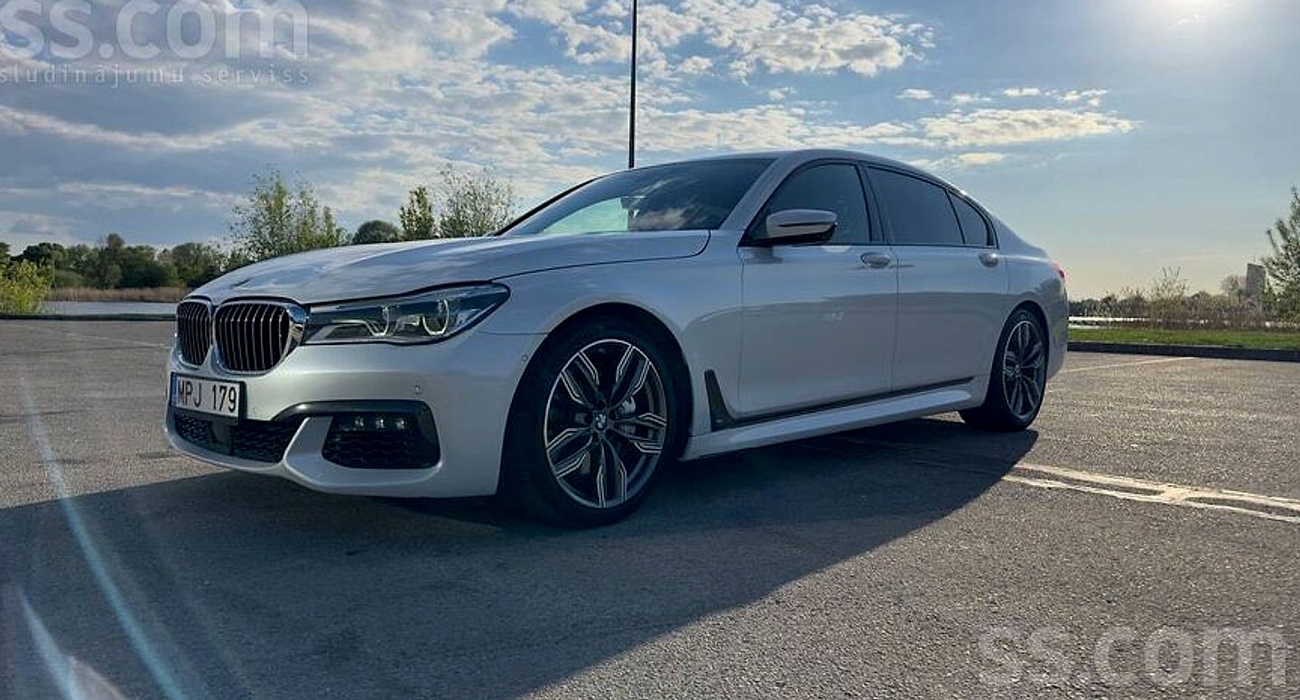 BMW 750 — foto 3
