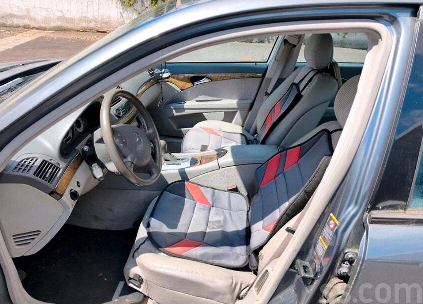 Mercedes-Benz E270 — foto 4
