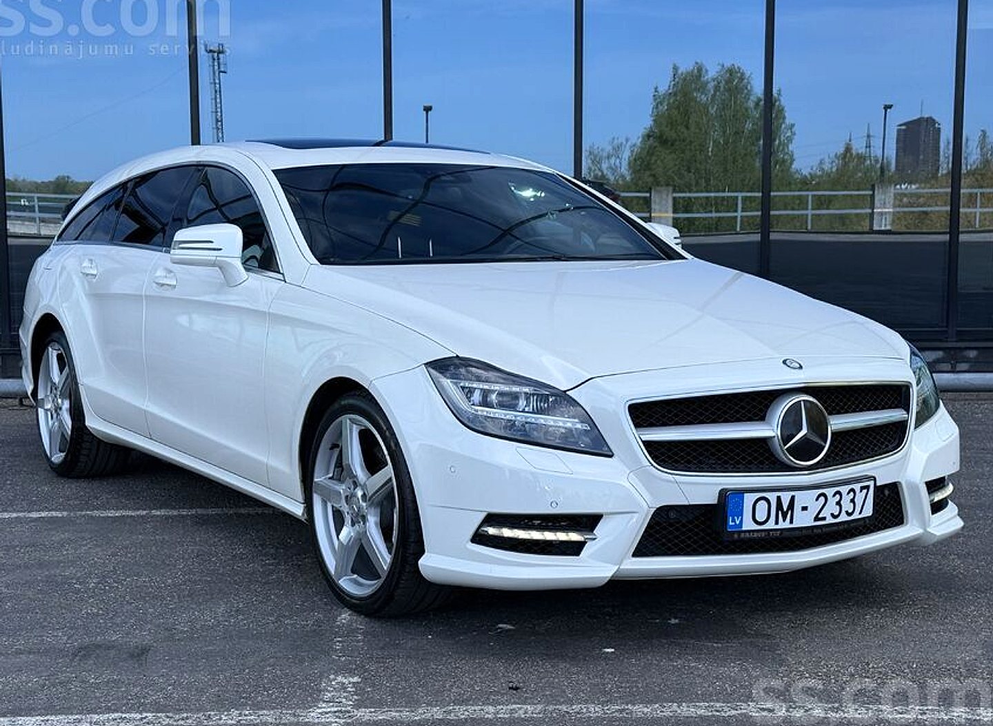 Mercedes-Benz CLS350 — foto 2