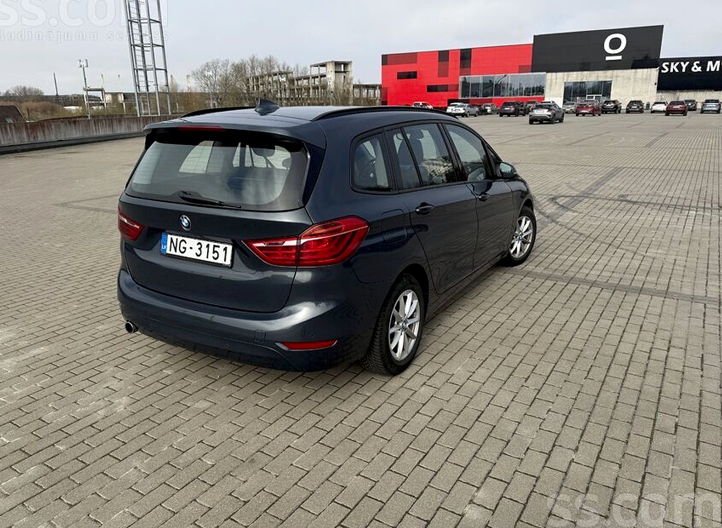 BMW 216 — foto 6