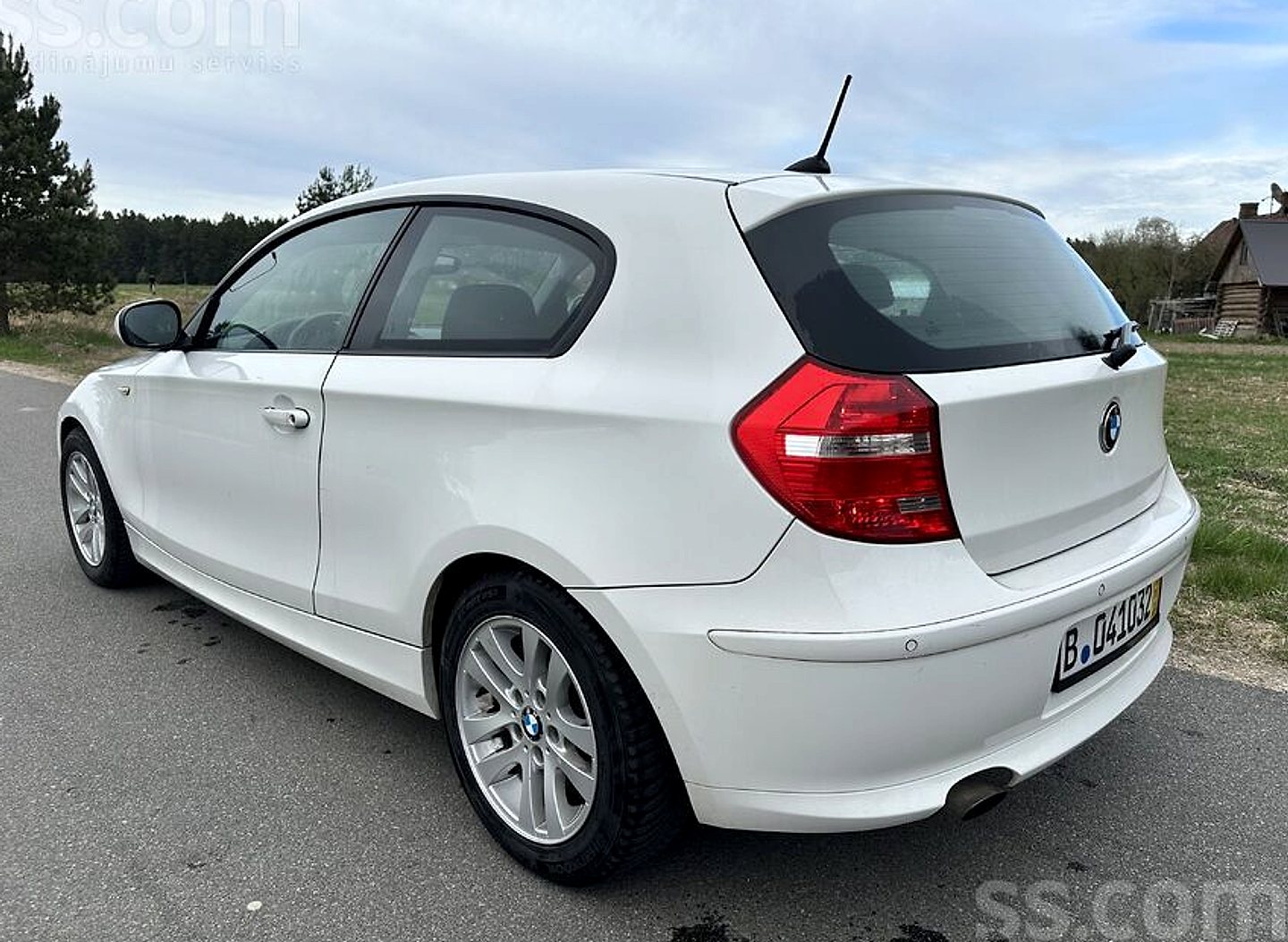 BMW 116 — foto 4