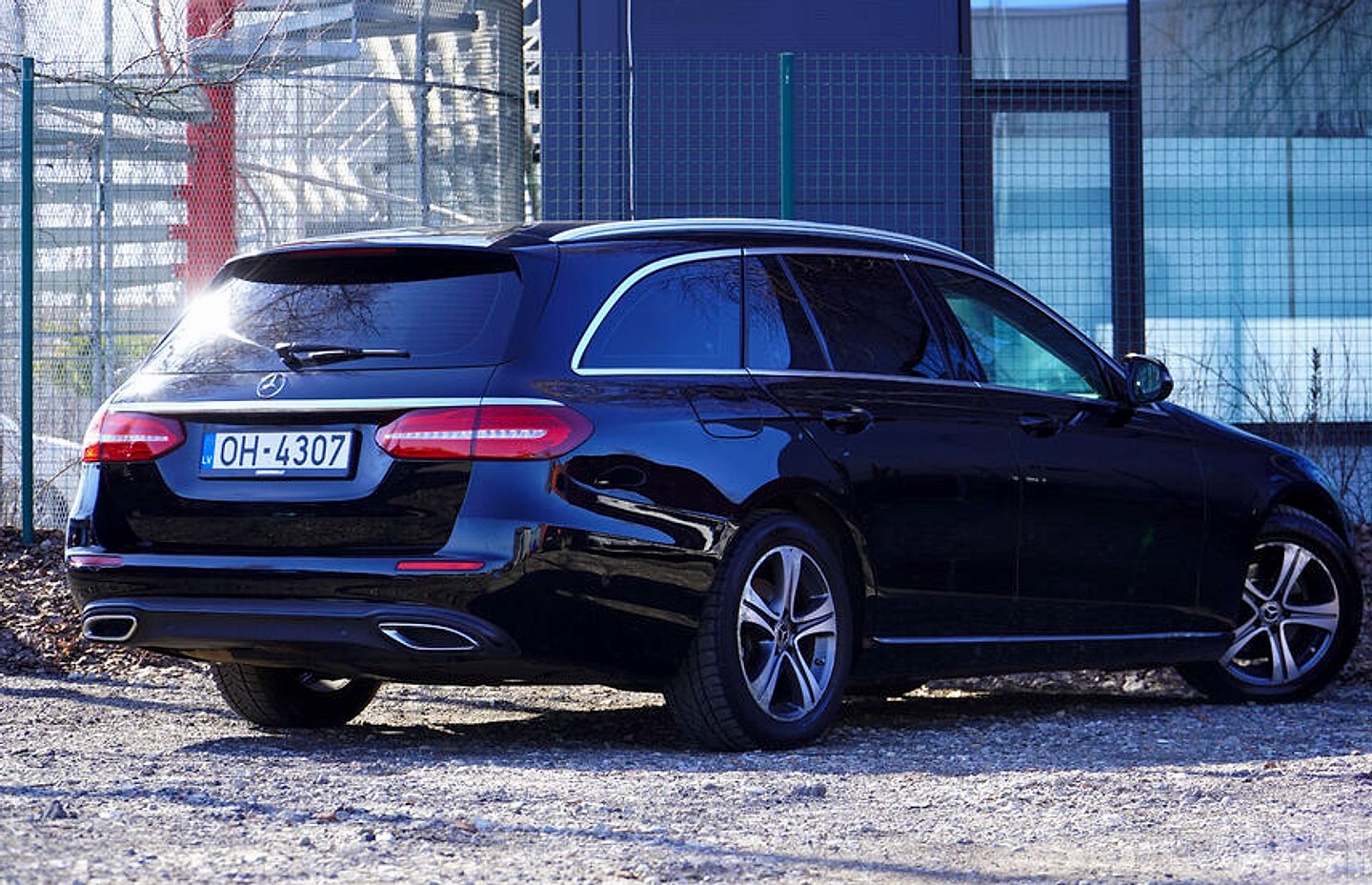 Mercedes-Benz E220 — foto 5