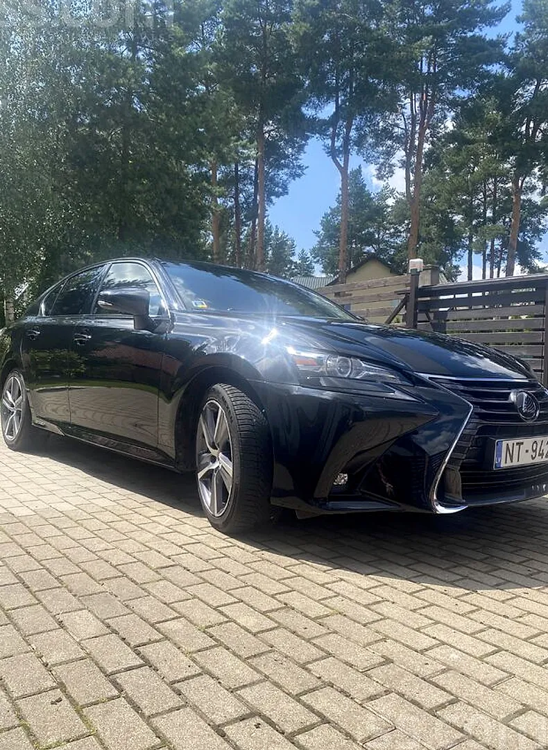 Lexus GS, 2017. gads