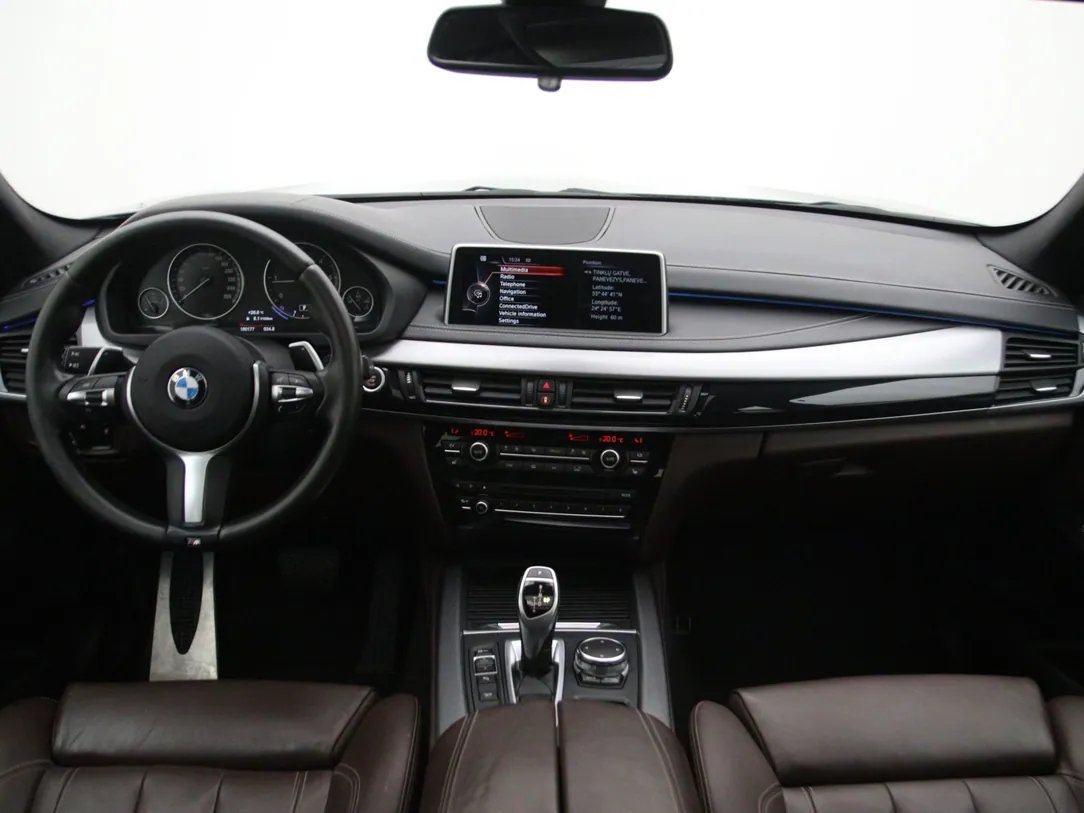 BMW X5 — foto 3