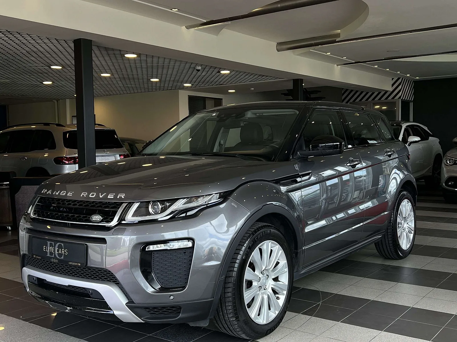 Land Rover Evoque SE Dynamic, 2017. gads