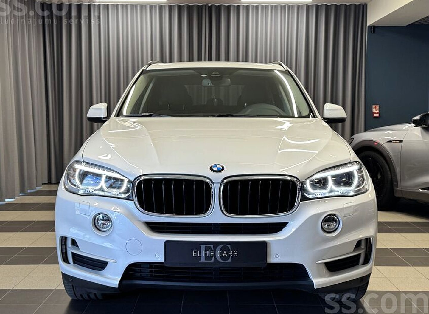 BMW X5 — foto 3