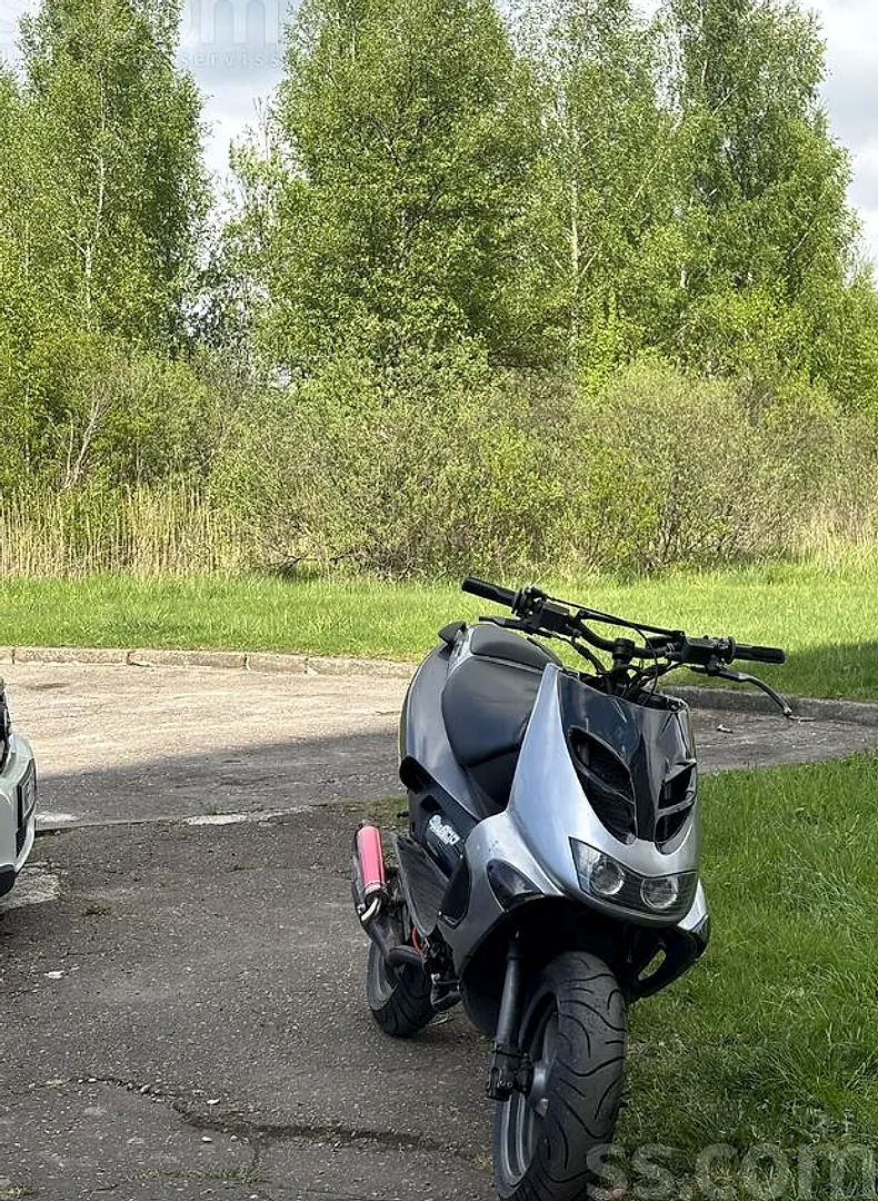 Aprilia Sr50 2gen, 2004. gads