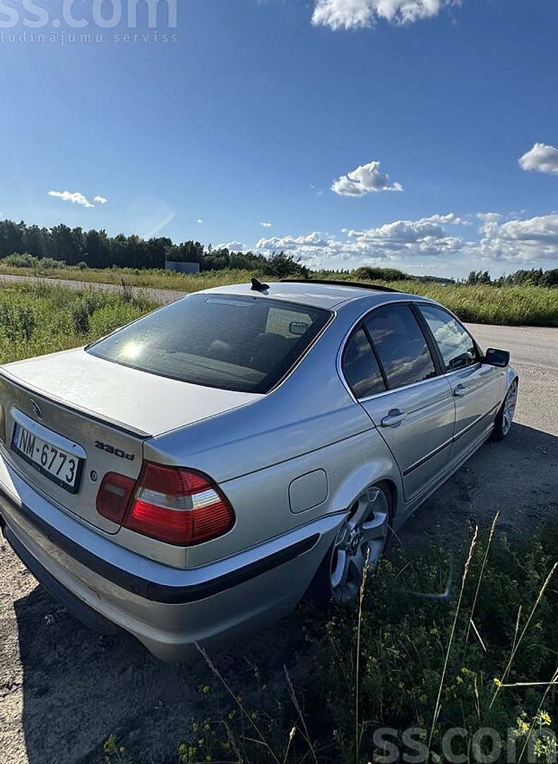 BMW 330 — foto 4