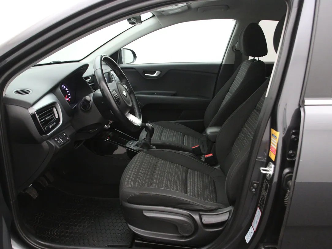 KIA Stonic — foto 5