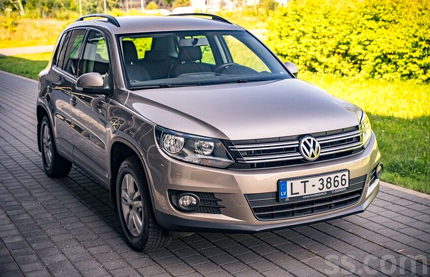 Volkswagen Tiguan — foto 3