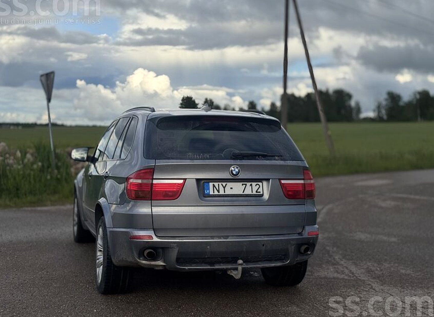BMW X5 — foto 4