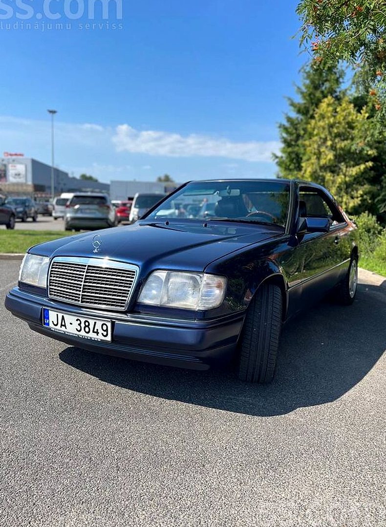 Mercedes-Benz E220 — foto 4