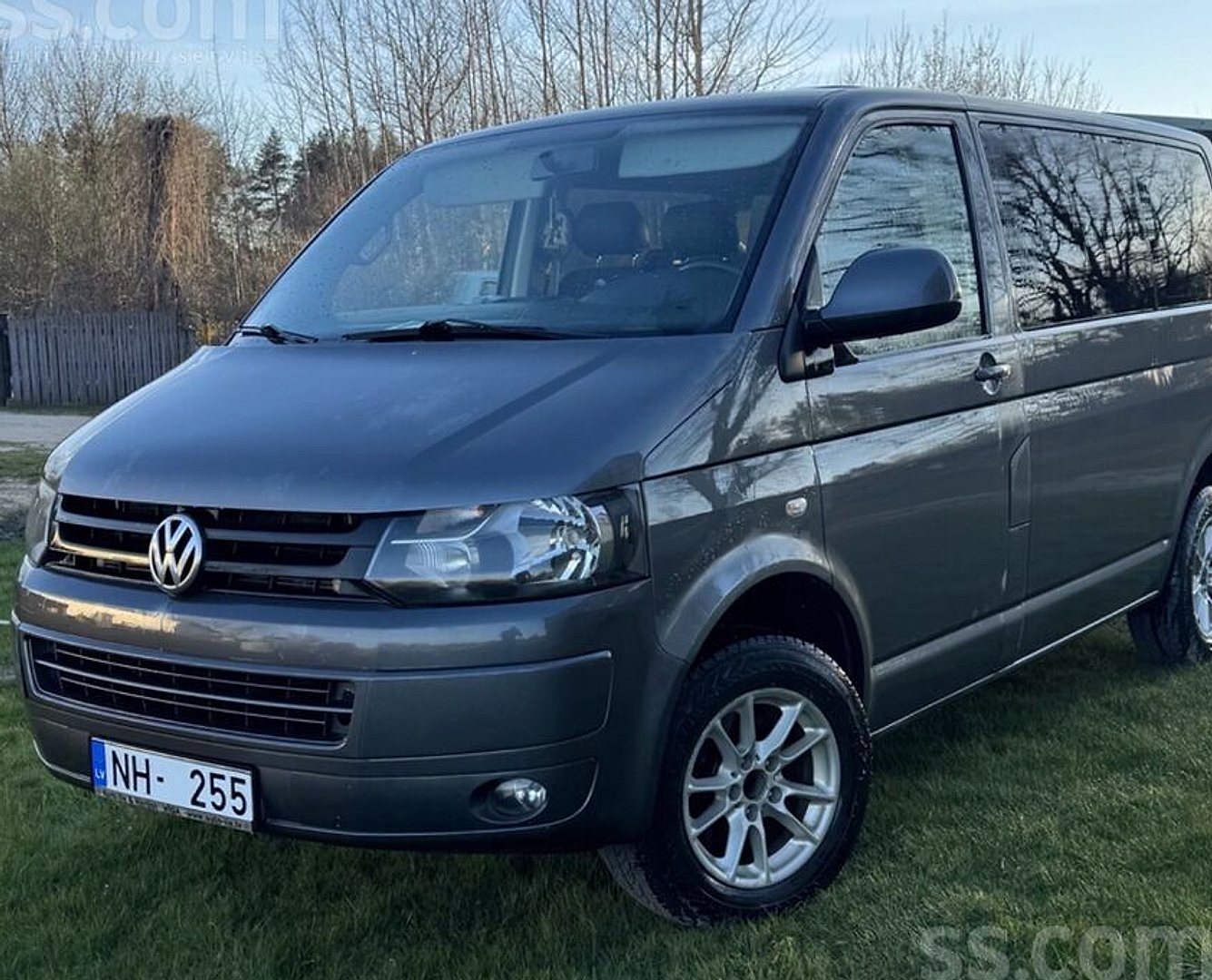 Volkswagen Caravelle, 2011. gads