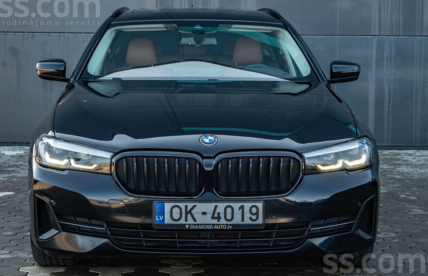 BMW 520 — foto 2