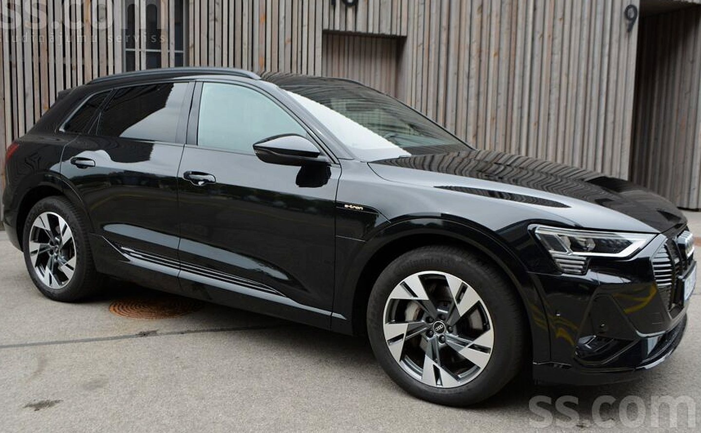 Audi E-tron — foto 4