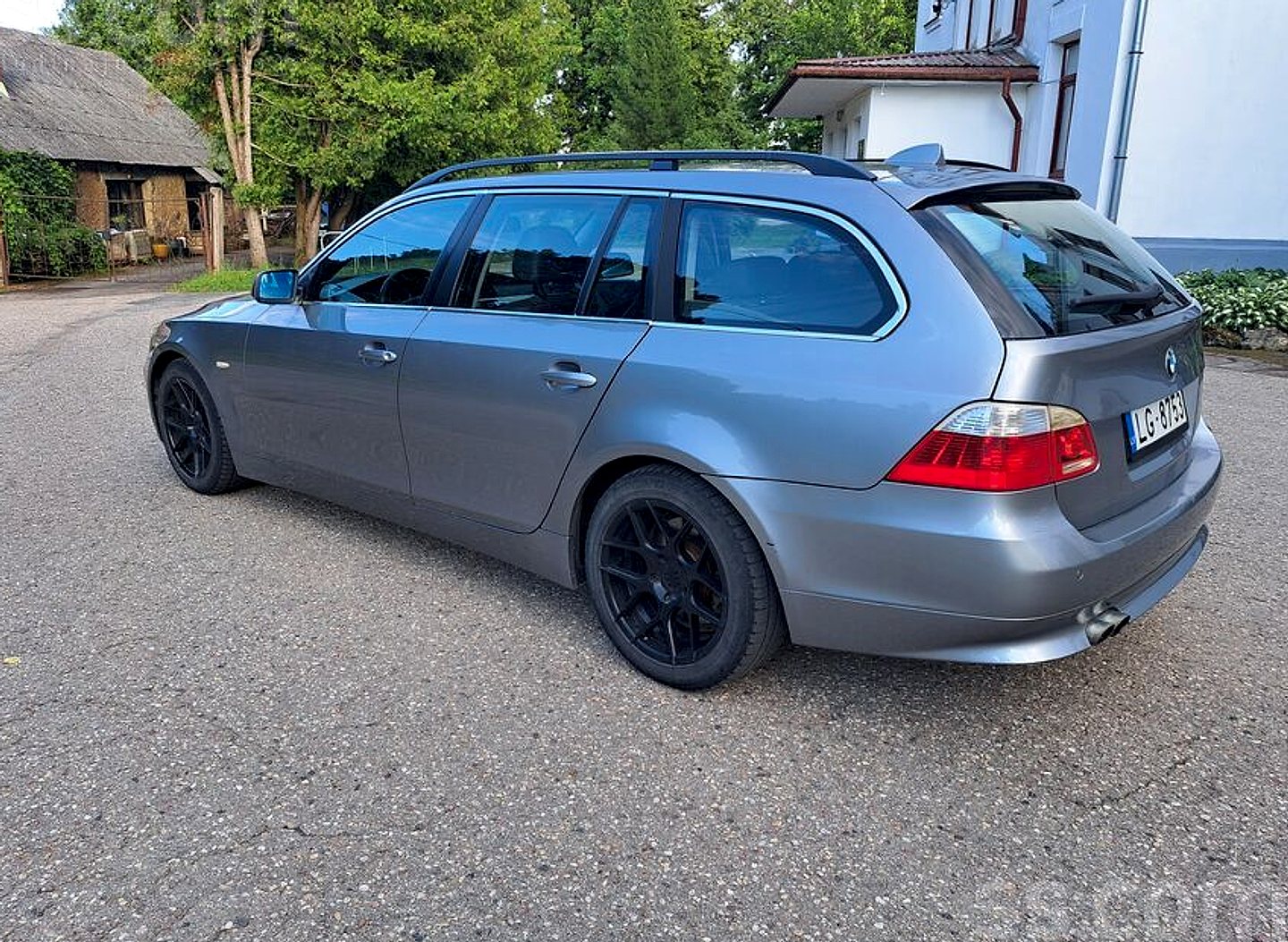 BMW 525 — foto 5