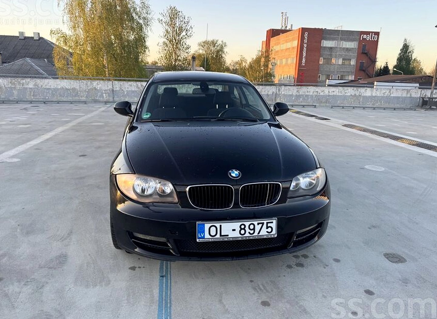 BMW 118, 2010. gads
