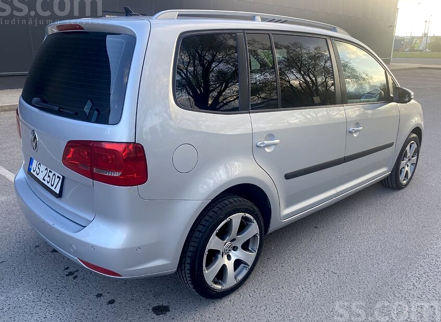Volkswagen Touran — foto 4