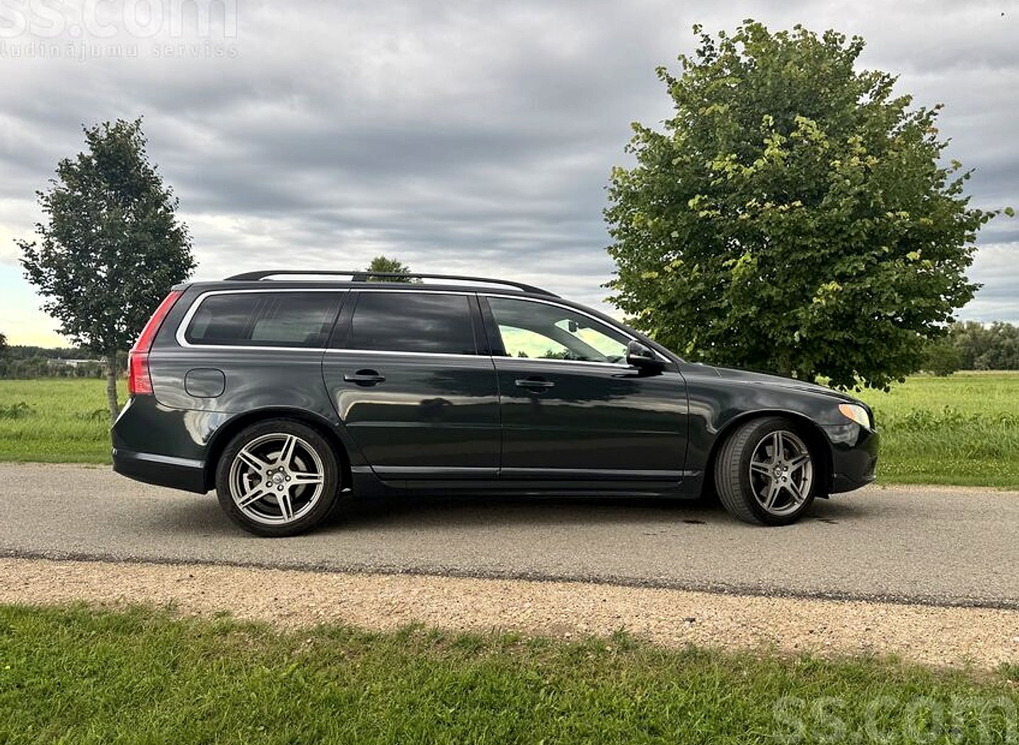 Volvo V70 — foto 6