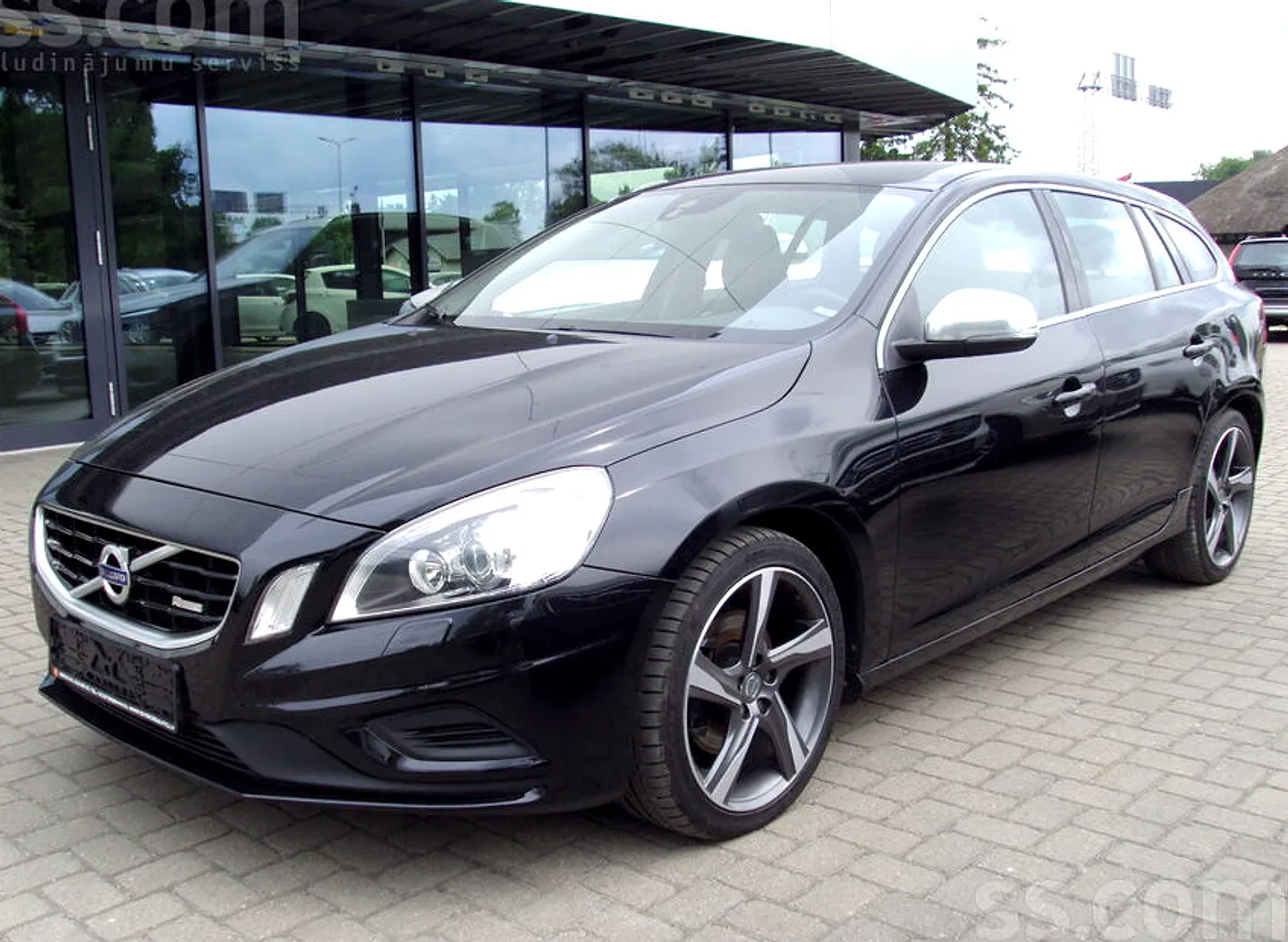 Volvo V60, 2012. gads