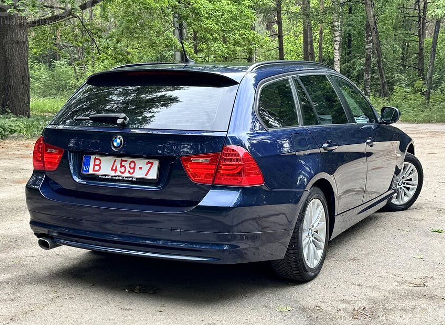 BMW 320 — foto 5