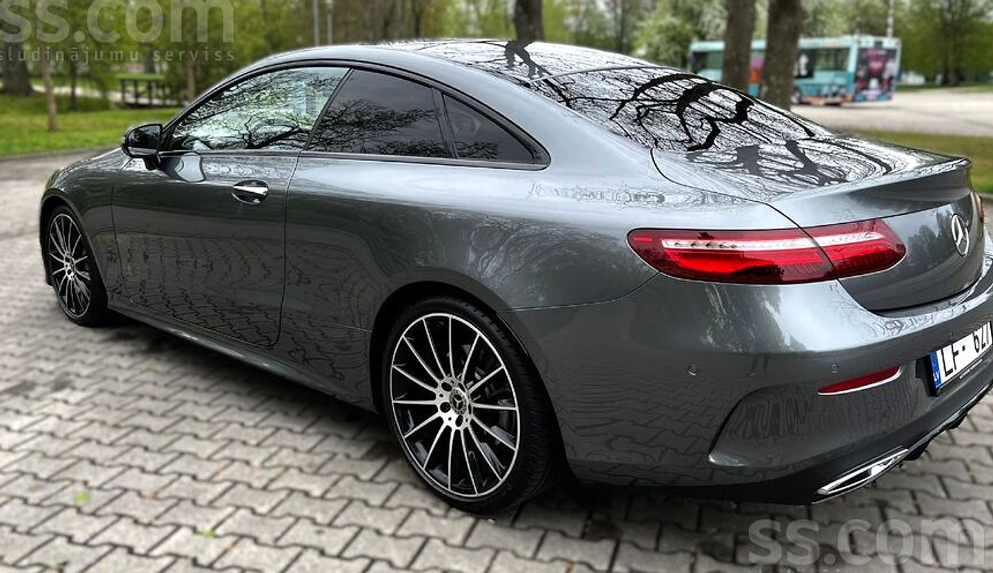 Mercedes-Benz E400 — foto 4