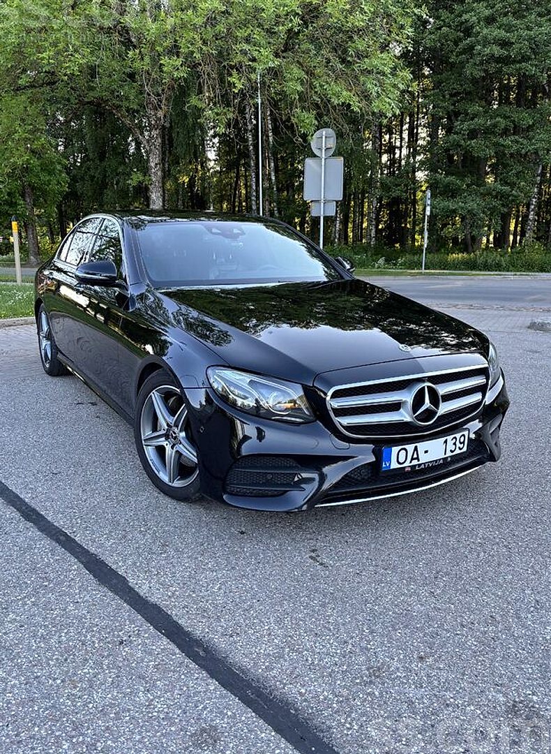 Mercedes-Benz E220 — foto 2
