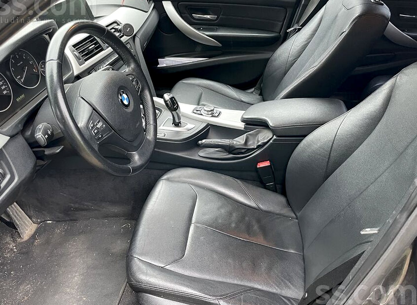 BMW 320 — foto 5