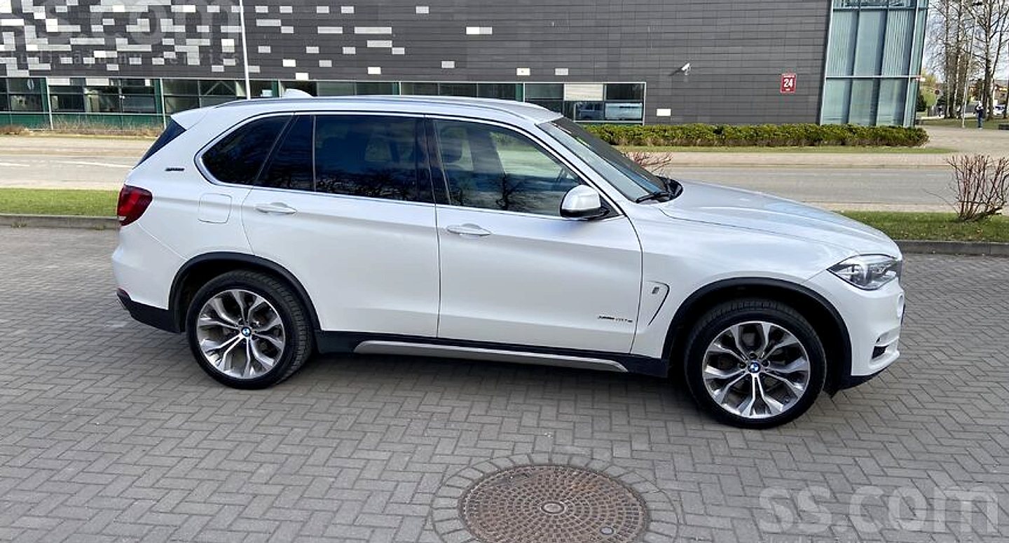 BMW X5 — foto 5