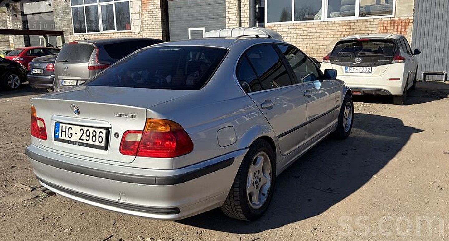 BMW 323 — foto 5