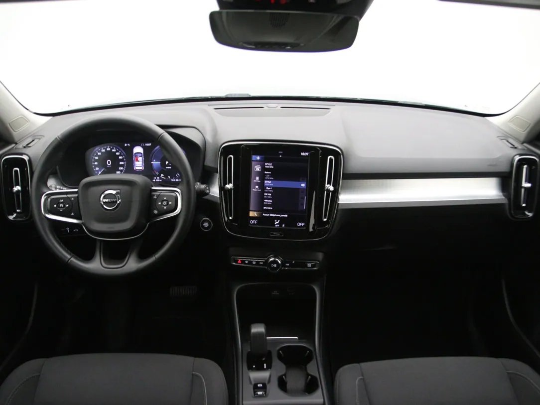 Volvo Xc40 — foto 3