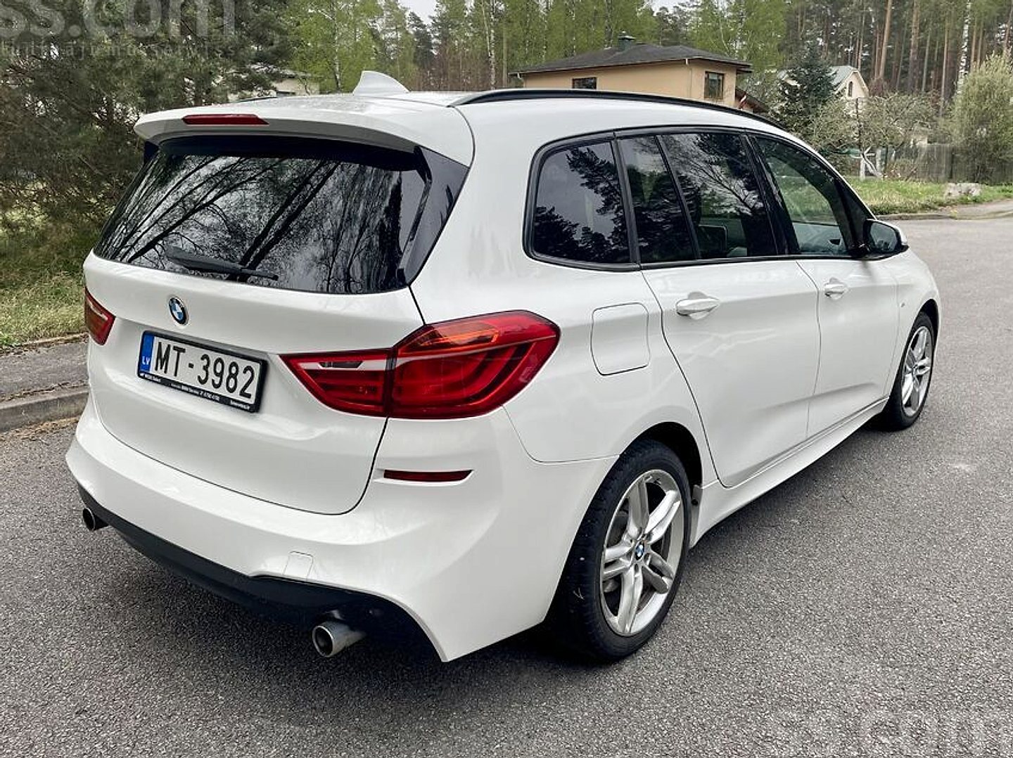 BMW 220 — foto 4