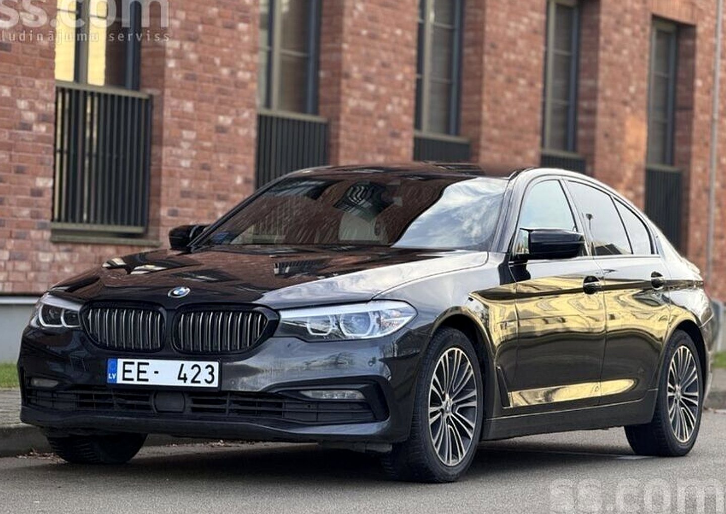 BMW 520 — foto 4